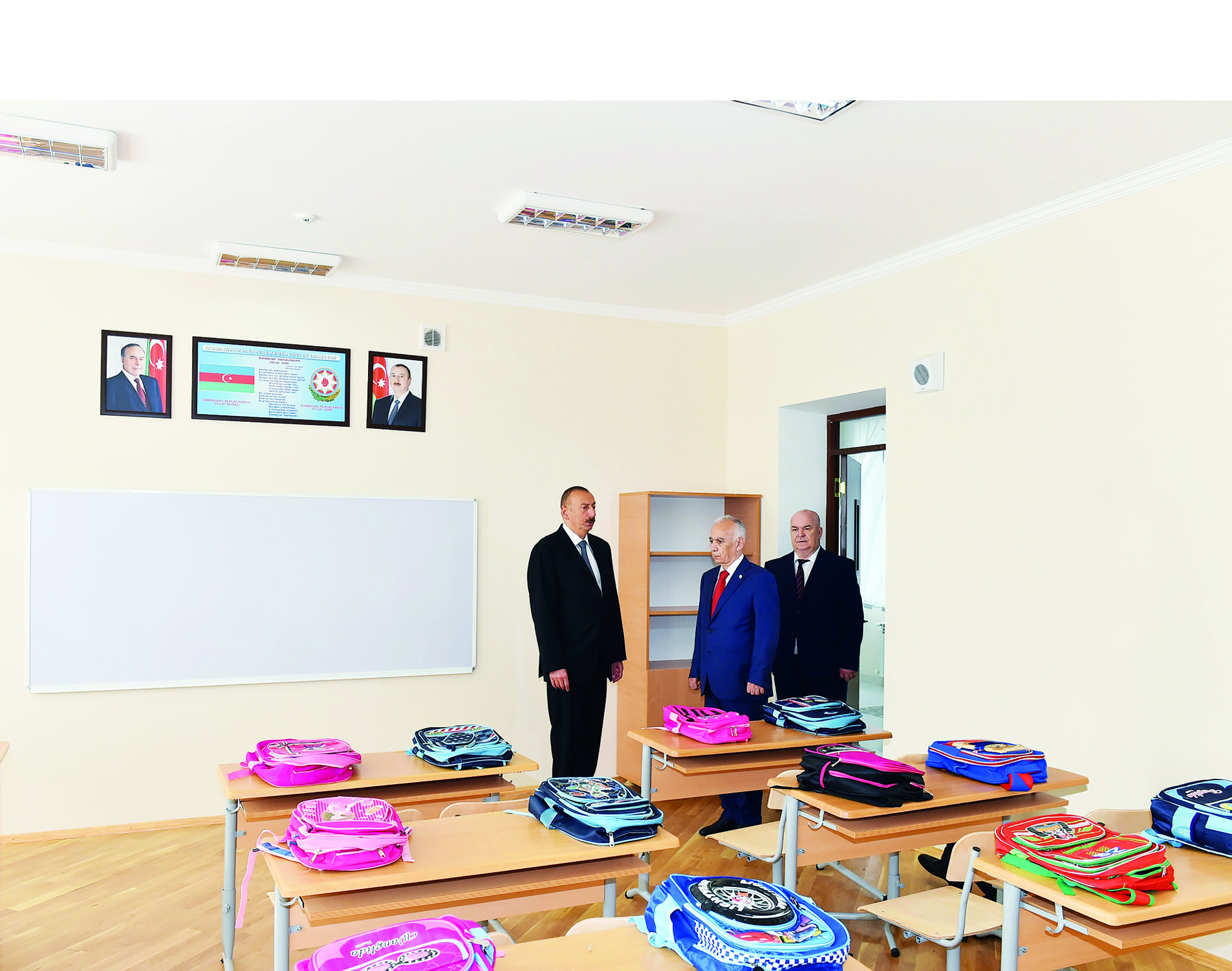 Президент Ильхам Алиев ознакомился с условиями, созданными в полной средней школе №257 в Баку