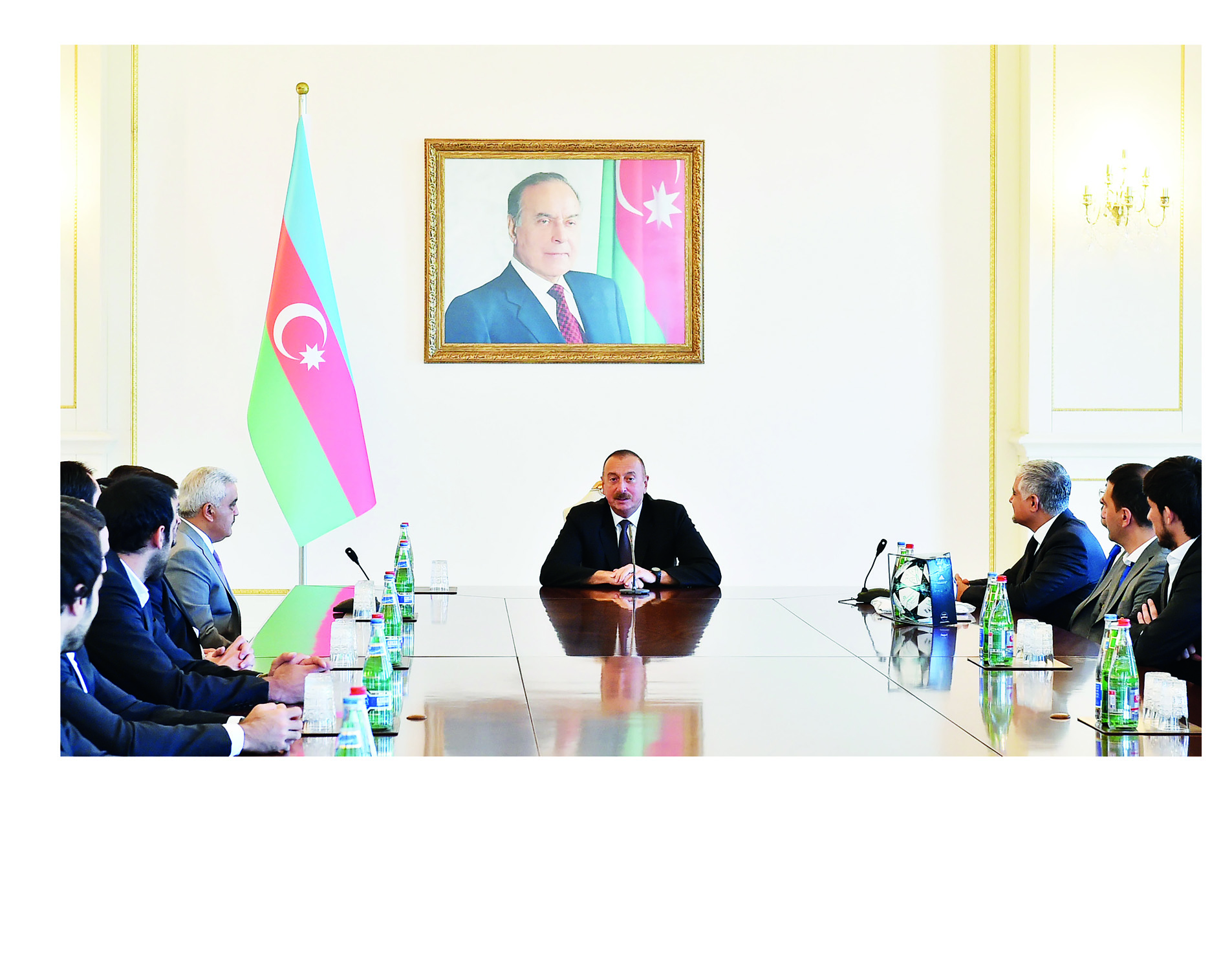 Президент Азербайджана Ильхам Алиевпринял членов футбольного клуба «Карабах»