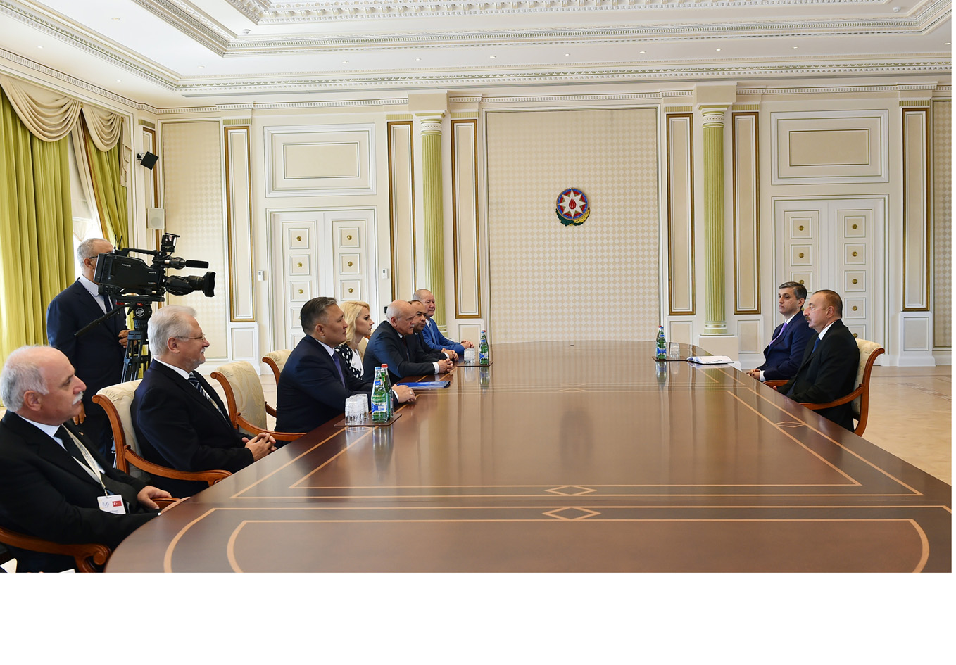 Президент Ильхам Алиев принял участниковБакинской сессии Совета руководителей Высших органов финансового контроля государств СНГ