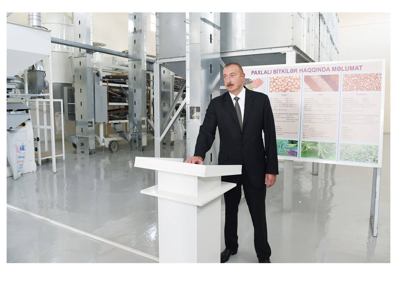 Президент Ильхам Алиев принял участие в открытии предприятияпо очистке и фасовке зерновых и бобовых растений ООО «Авангард»