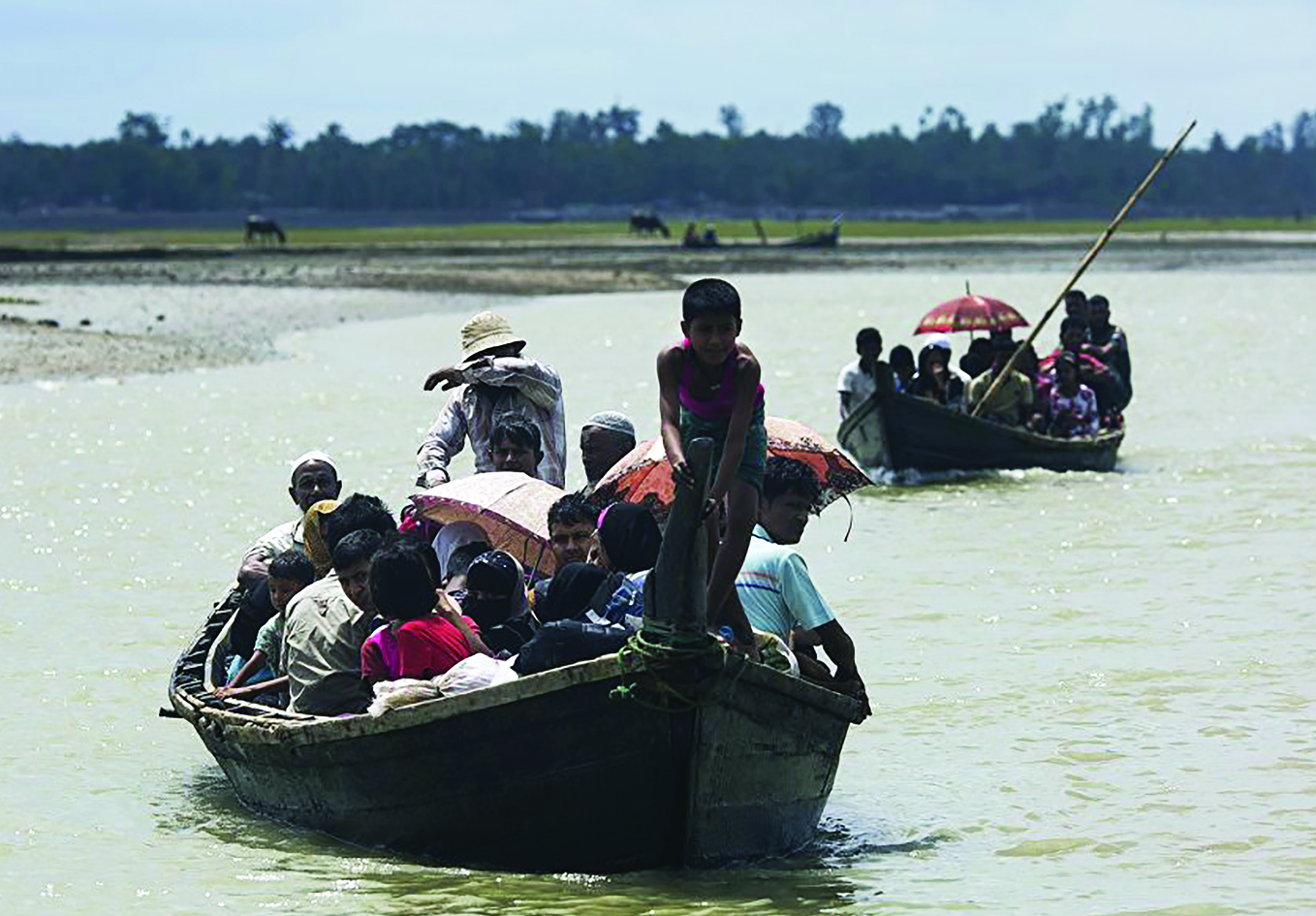Около 370 тысяч беженцев-рохинджаприбыли в Бангладеш с 25 августа