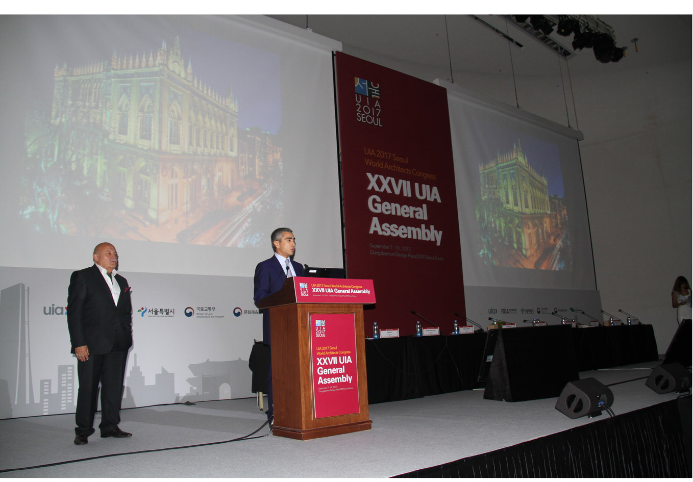 Азербайджан при поддержке Фонда Гейдара Алиева представлен на конгрессе Международного союза архитекторов