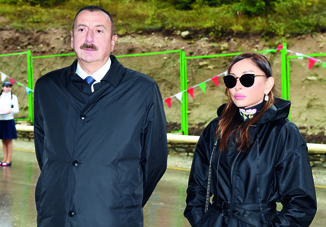 ПрезидентИльхам Алиев принял участие в открытии автомобильной дороги Пиргулу — Демирчи в Шамахе