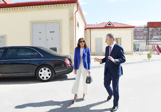 Первый вице-президент Мехрибан Алиева ознакомилась с новым зданием, построенным в бакинском поселке Рамана для семей вынужденных переселенцев