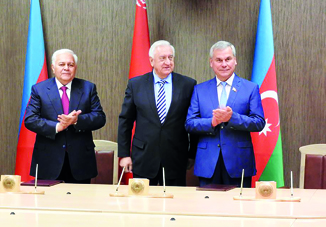 Подписана Декларация между парламентами Азербайджана и Беларуси