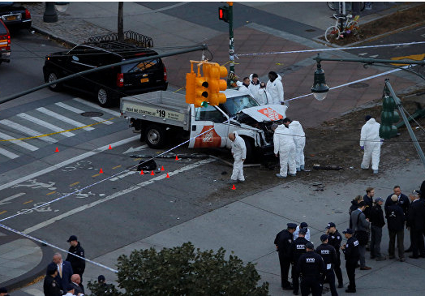 Теракт в Нью-Йорке: мир соболезнует