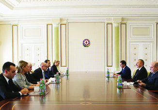 Президент Азербайджана Ильхам Алиев принял делегацию, возглавляемую министром иностранных дел Монтенегро