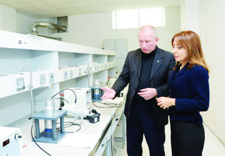 В Бакинском филиале МГУ имени М.В.Ломоносова создана новая лаборатория «Атомная и ядерная физика»