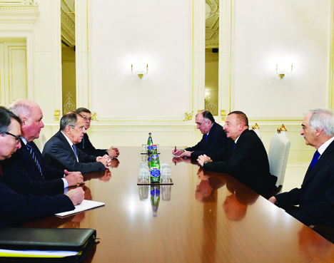 Президент Ильхам Алиев принял делегацию, возглавляемую министром иностранных дел России