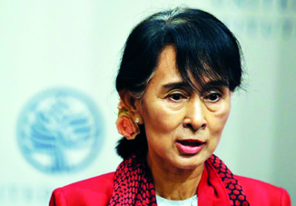 СМИ: «Лидер Мьянмы лишена награды Оксфорда за неспособность остановить насилие в стране»