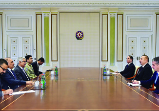 Президент Ильхам Алиев принял делегацию во главе с министром иностранных дел Пакистана