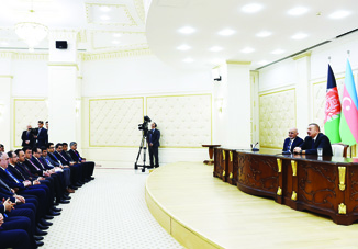 Президенты Азербайджана и Афганистана выступили с заявлениями для печати