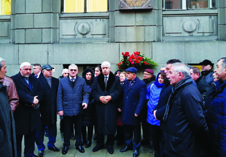 В Санкт-Петербурге почтили память великого лидера Гейдара Алиева
