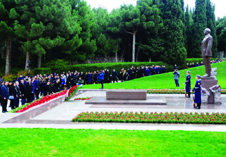 Азербайджанский народ не забывает и никогда не забудет неоценимых заслуг великого лидера Гейдара Алиева