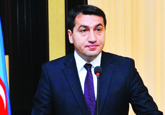Хикмет Гаджиев рекомендовал армянским визави лучше ознакомиться с резолюциями ЕС