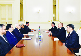 Президент Ильхам Алиев принял делегацию, возглавляемую министром иностранных дел Ирана