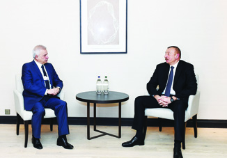 В Давосе состоялась встреча Президента Ильхама Алиева с президентом компании LUKOIL