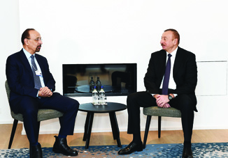 Президент Ильхам Алиев встретился с министром энергетики, промышленности и природных ресурсов Саудовской Аравии