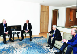 Президент Ильхам Алиев встретился с генеральным исполнительным директором компании ВР