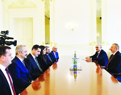 Президент Ильхам Алиев принял делегацию во главе с министром труда и социальной защиты Турции