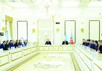Председателю Милли Меджлиса Азербайджана вручен высший орден Казахстана