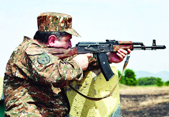 Подразделения вооруженных сил Армении, используя крупнокалиберные пулеметы, нарушили режим прекращения огня 129 раз