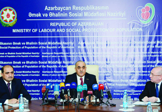 13 указов и распоряжений Президента Азербайджана охватывают 1.856.000 человек