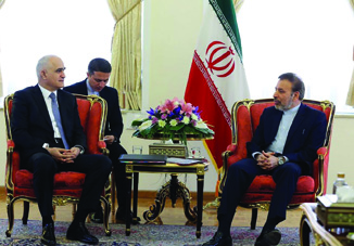 Шахин Мустафаев встретился с руководителем Аппарата Президента Ирана