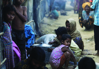 Для оказания помощи беженцам-рохинджа в 2018 году потребуется более 950 млн долларов