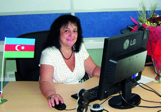 Женщина-ученый, имеющая заслуги в успехах азербайджанского образования