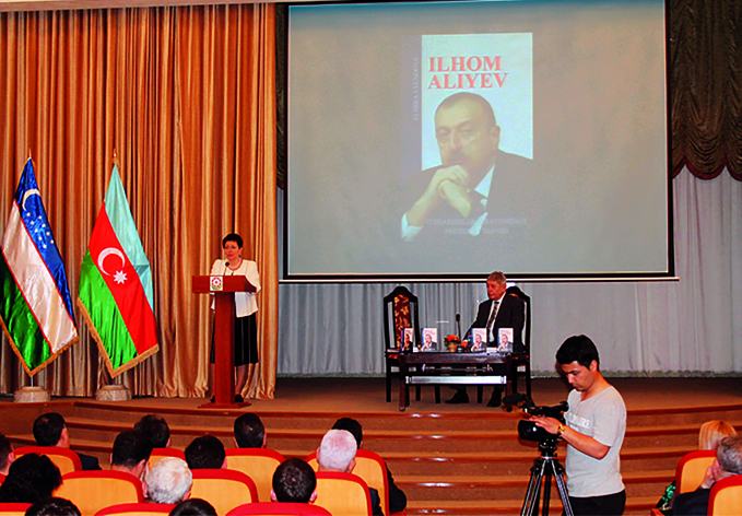 В Ташкенте состоялась презентация книгиЭльмиры Ахундовой «Ильхам Алиев.