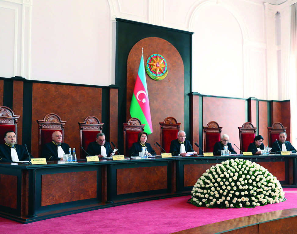 Конституционный суд объявил результаты выборов Президента Азербайджанской Республики