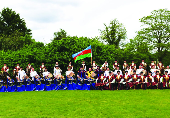 Карабахские скакуны и мастерство азербайджанских наездников восхитили зрителей Королевского Виндзорского конного шоу