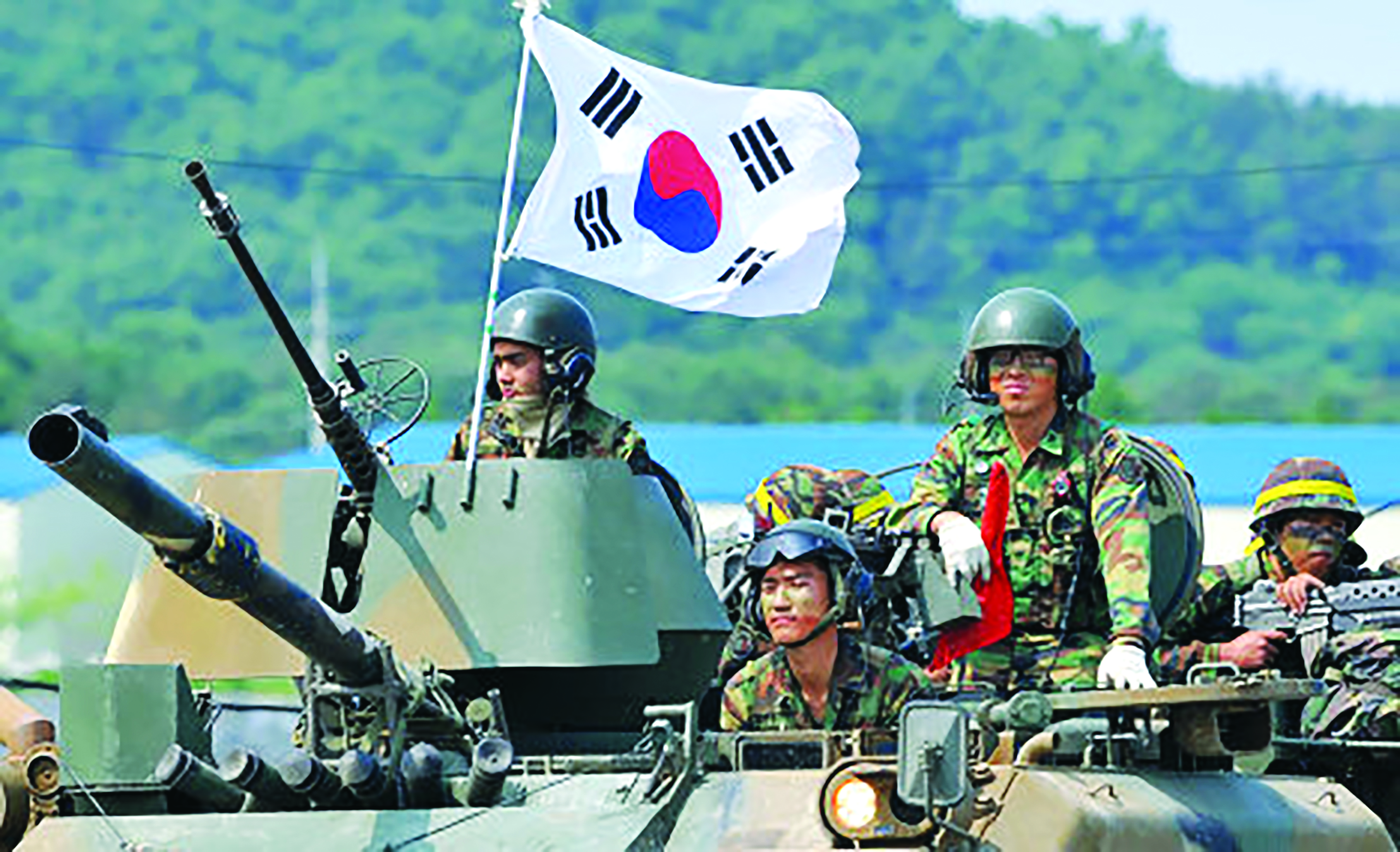 Южная Корея не намерена отказываться от военных маневров с США
