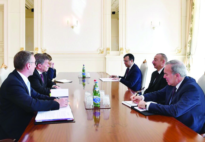 Президент Ильхам Алиев принял делегацию во главе с генеральным директором Международной организации труда