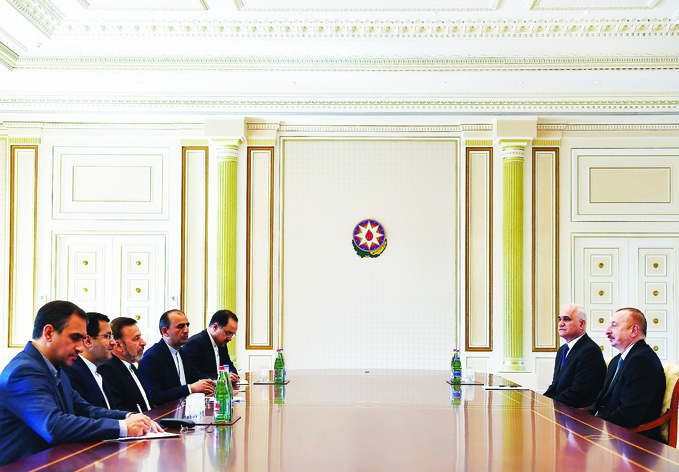 Президент Ильхам Алиев принял руководителя Аппарата Президента Ирана