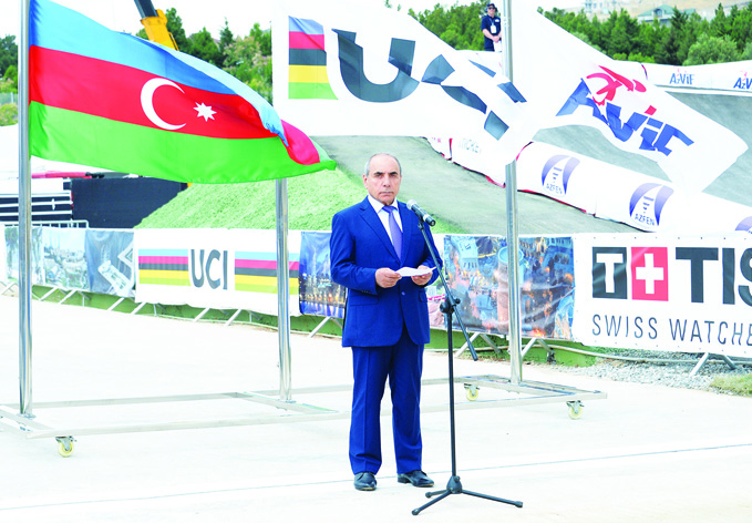 В Баку состоялось открытие Чемпионата мира по велоспорту ВМХ