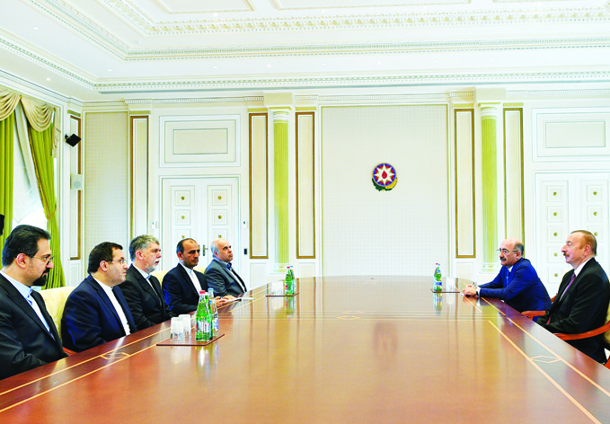 Президент Ильхам Алиев принял делегациюво главе с министром культуры и исламской ориентации Ирана
