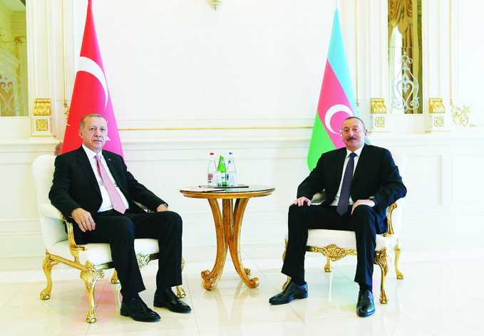 Встреча президентов Азербайджана и Турции один на один