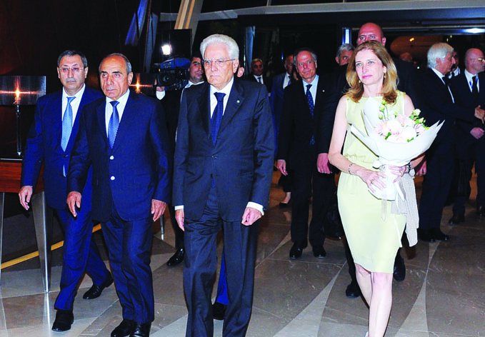 Президент Италии Серджо Маттарелла прибыл с официальным визитом в Азербайджан