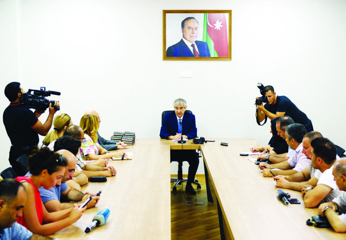 В партии «Ени Азербайджан» состоялась встреча с представителями печати
