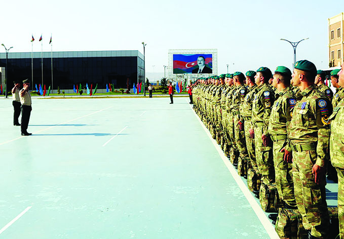 Группа азербайджанских миротворцев, служащих в Афганистане, вернулась на Родину