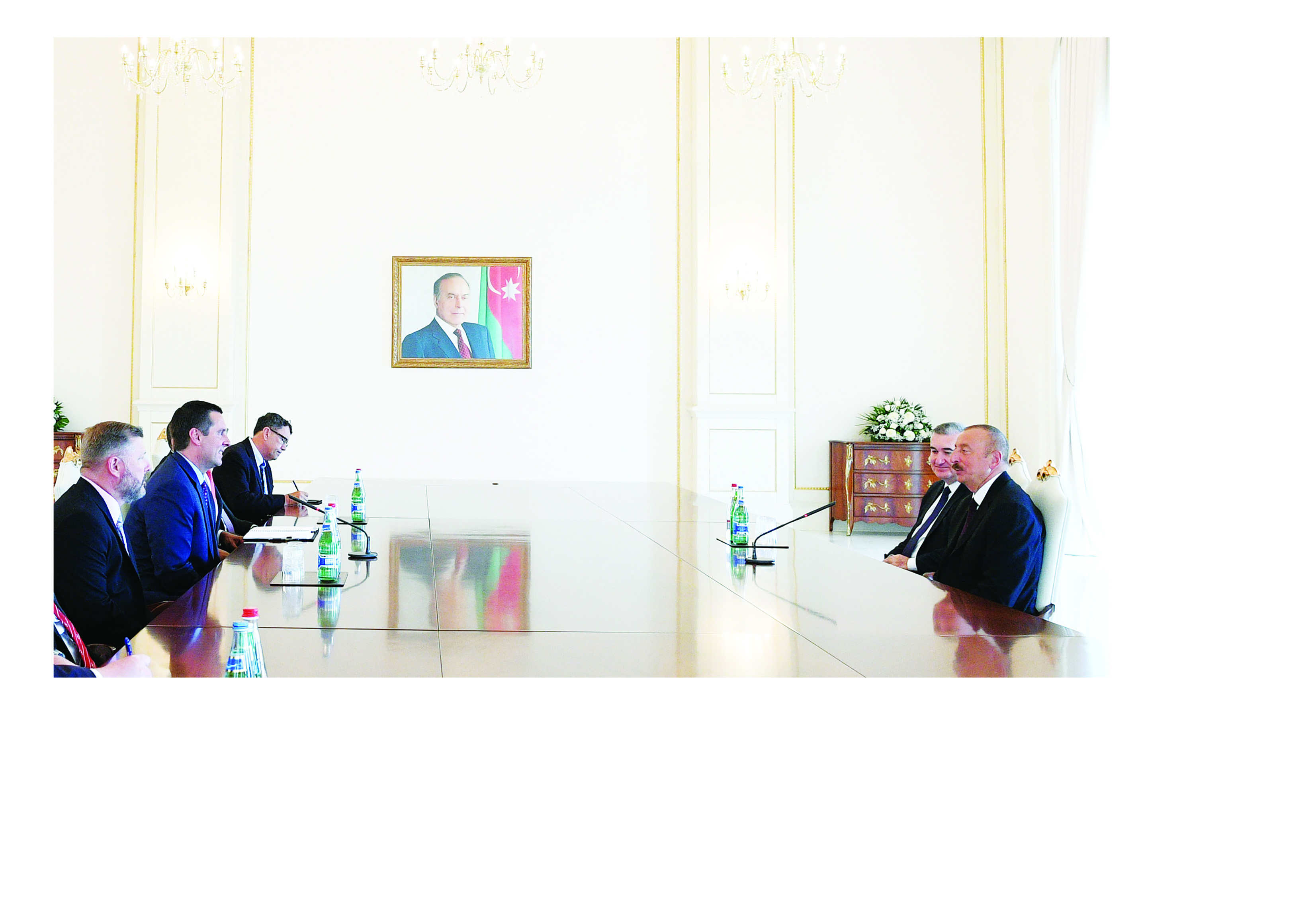 Президент Ильхам Алиев принял делегацию Конгресса США