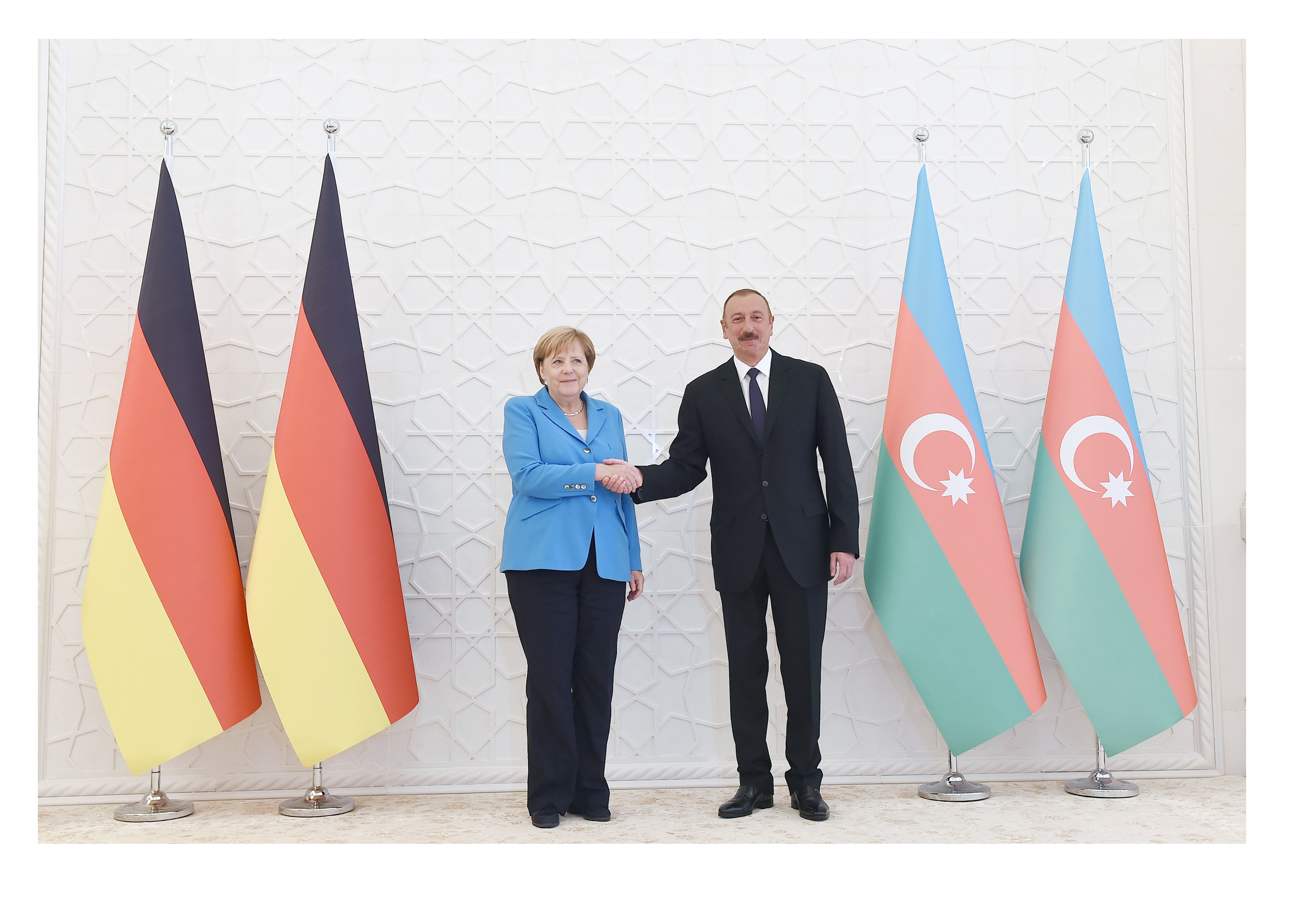 Меркель и Южный Кавказ: газовые гарантии как повод приложить усилия к карабахскому урегулированию