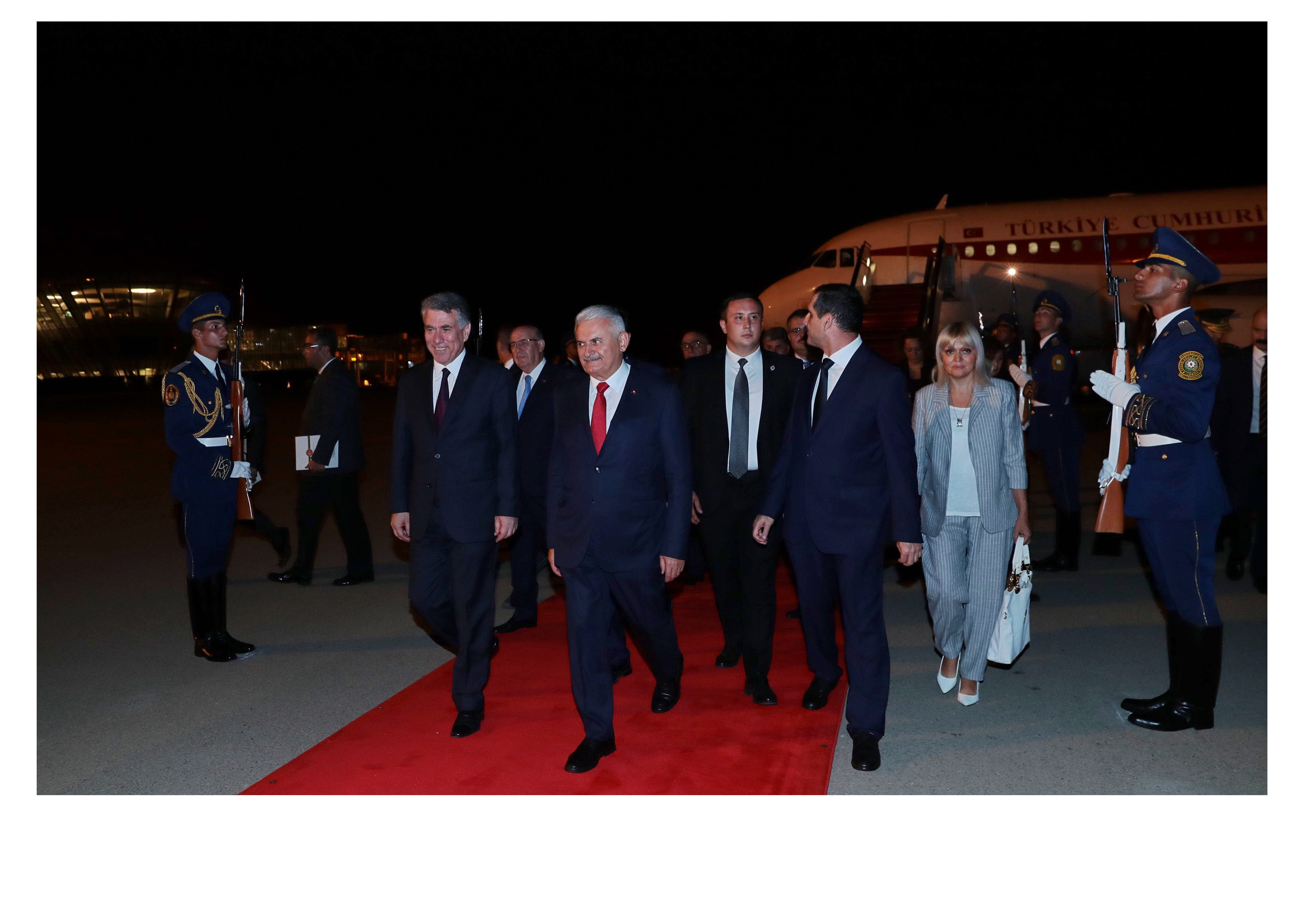 Председатель Великого национальногособрания Турции прибыл с визитомв Азербайджан