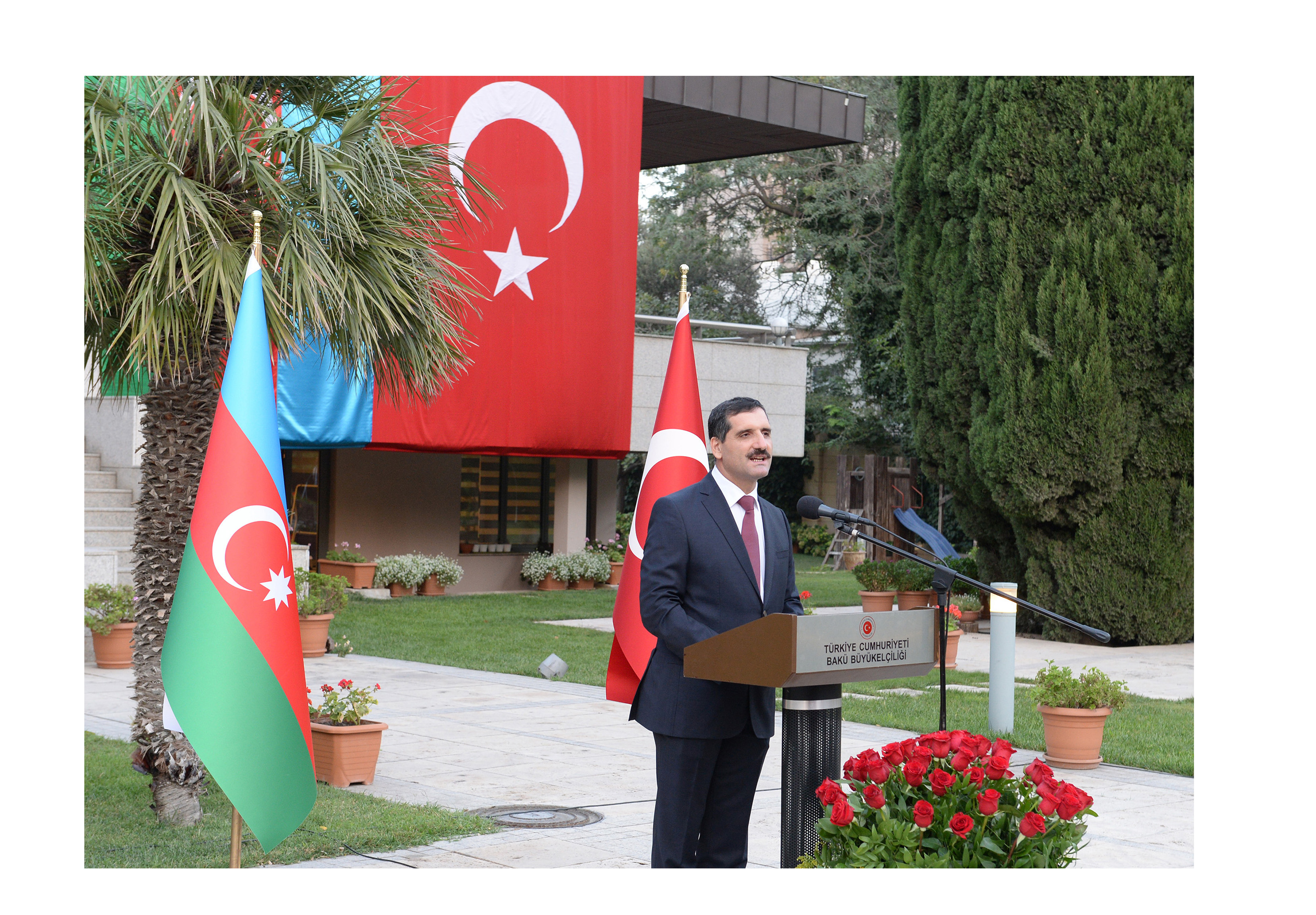 В Баку состоялся официальный прием по случаю праздника Победы Турции