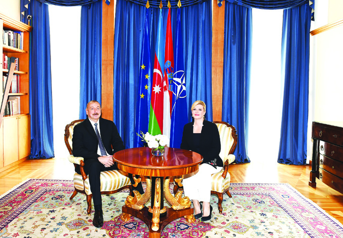 Встреча президентов Азербайджана и Хорватии один на один