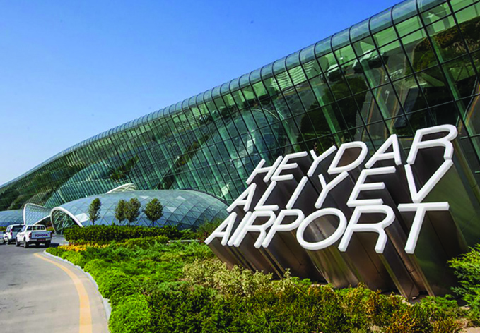 В этом году Международный аэропорт Гейдар Алиев обслужил свыше трех миллионов пассажиров