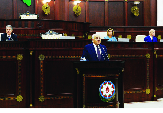 Торжественно отмечено 100-летие парламента первой на Востоке демократической республики