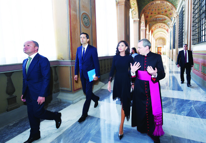 Первый вице-президент Мехрибан Алиева встретилась с государственным секретарем Святого Престола кардиналом Пьетро Паролином